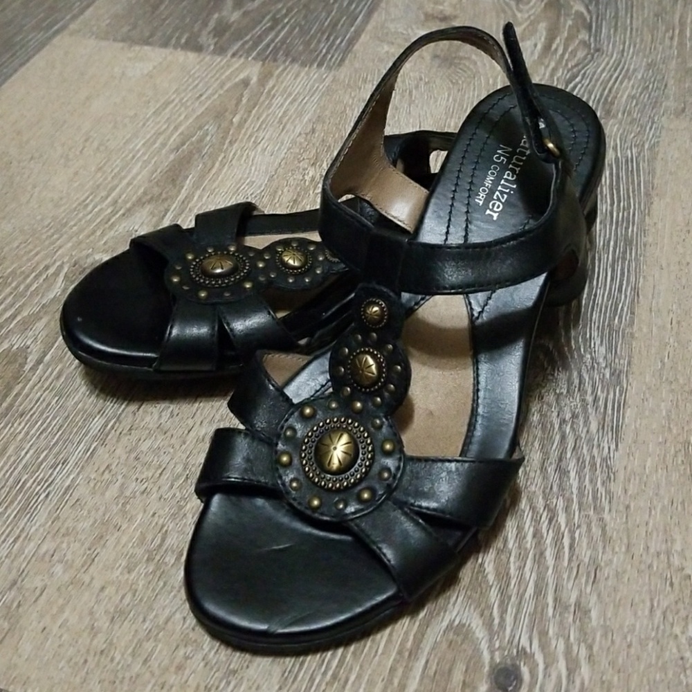 Naturalizer Black Sandals